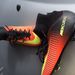 Chaussures Nike Mercurial montantes taille 36.5 - image 1